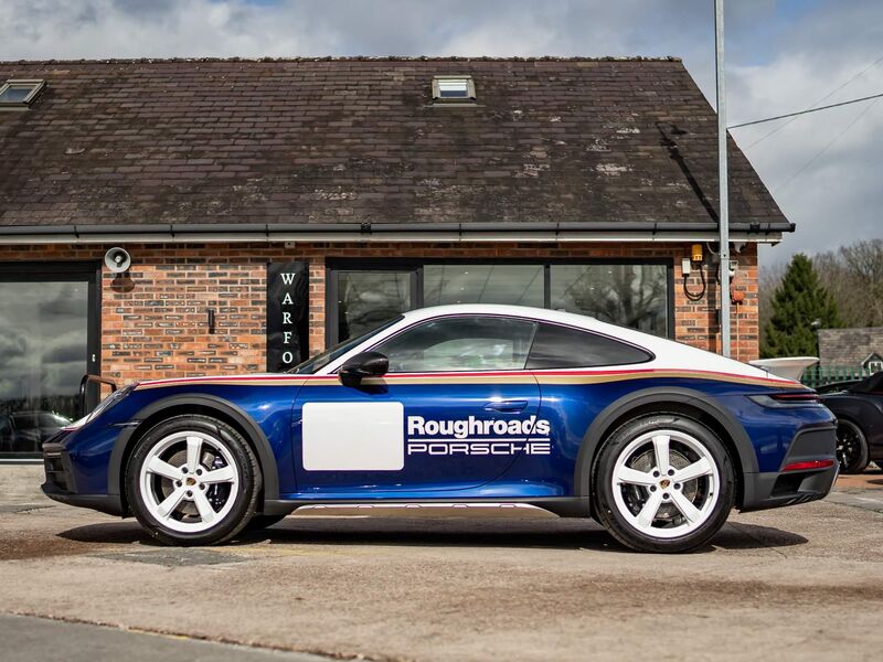 PORSCHE 911