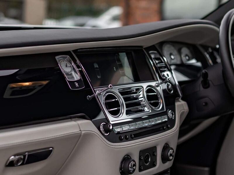 ROLLS-ROYCE DAWN