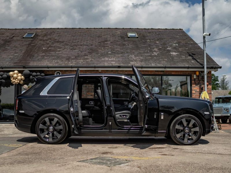 ROLLS-ROYCE CULLINAN