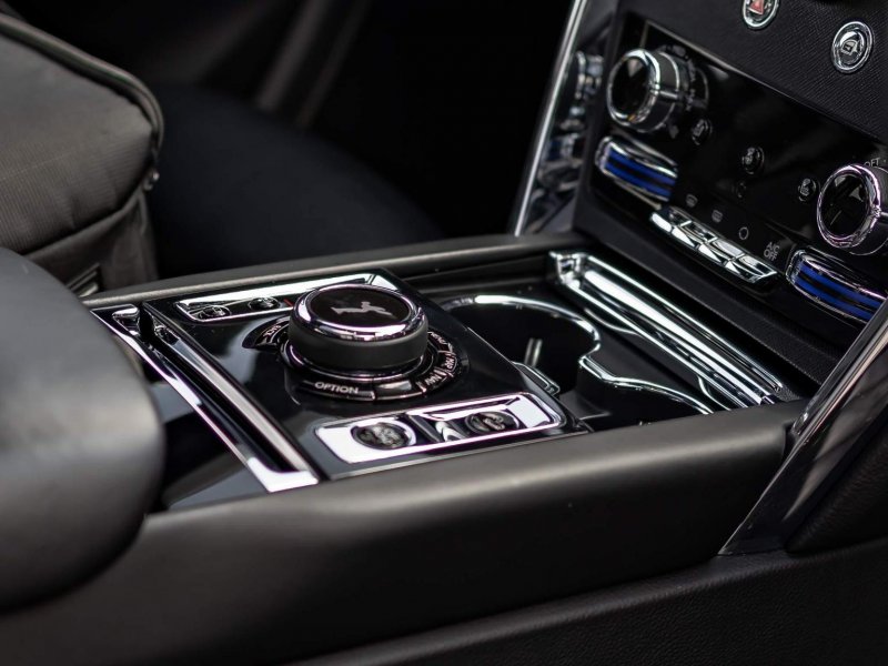 ROLLS-ROYCE CULLINAN