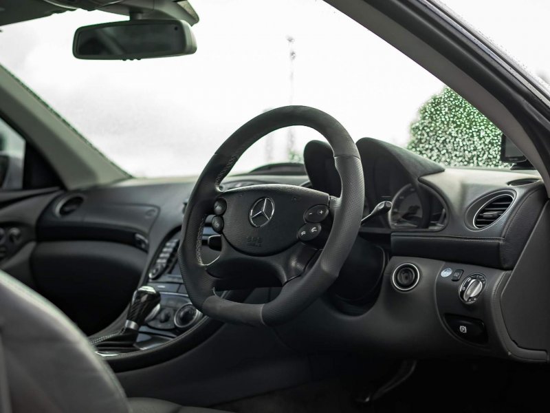 MERCEDES-BENZ SL