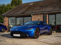 ASTON MARTIN VANTAGE