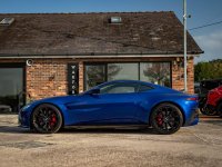 ASTON MARTIN VANTAGE