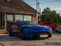 ASTON MARTIN VANTAGE