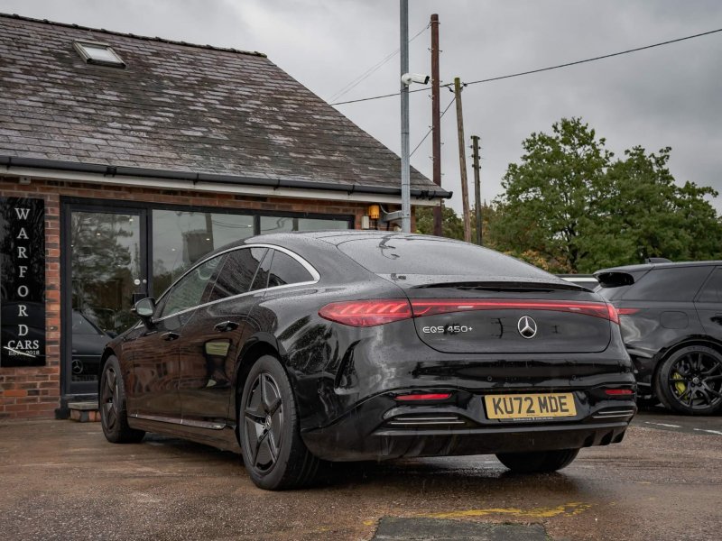 MERCEDES-BENZ EQS