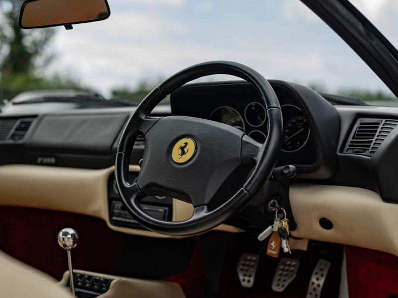 FERRARI F355