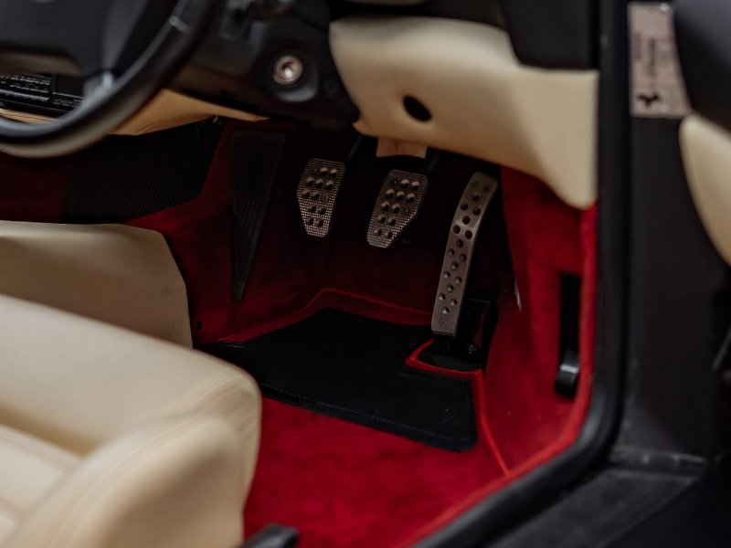 FERRARI F355