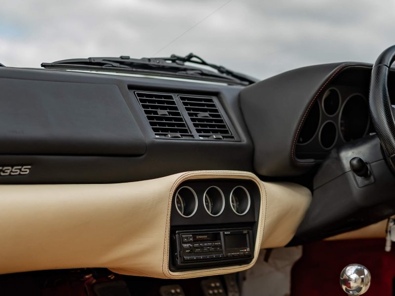 FERRARI F355