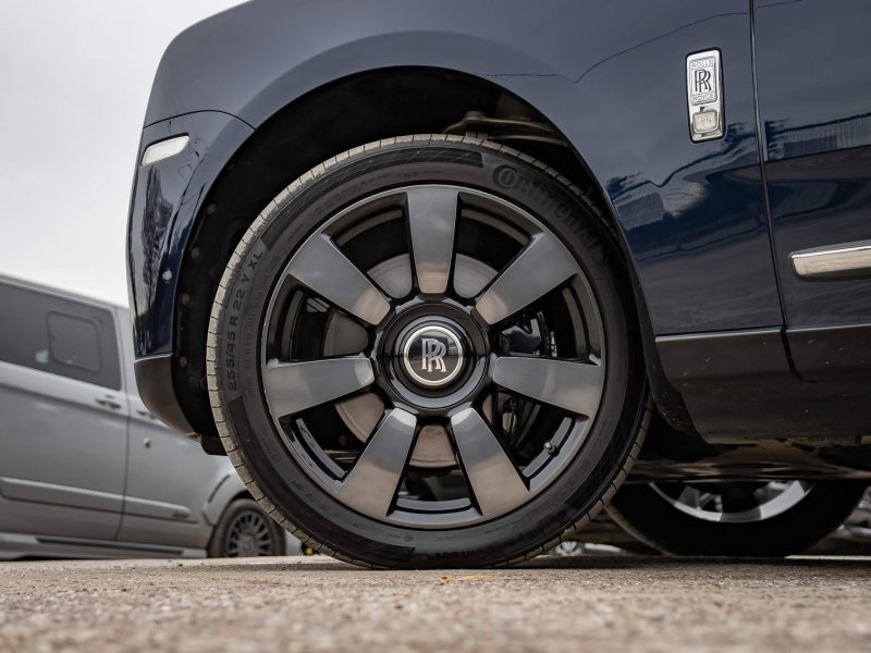 ROLLS-ROYCE CULLINAN