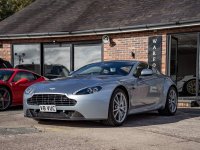 ASTON MARTIN VANTAGE