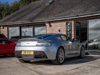 ASTON MARTIN VANTAGE