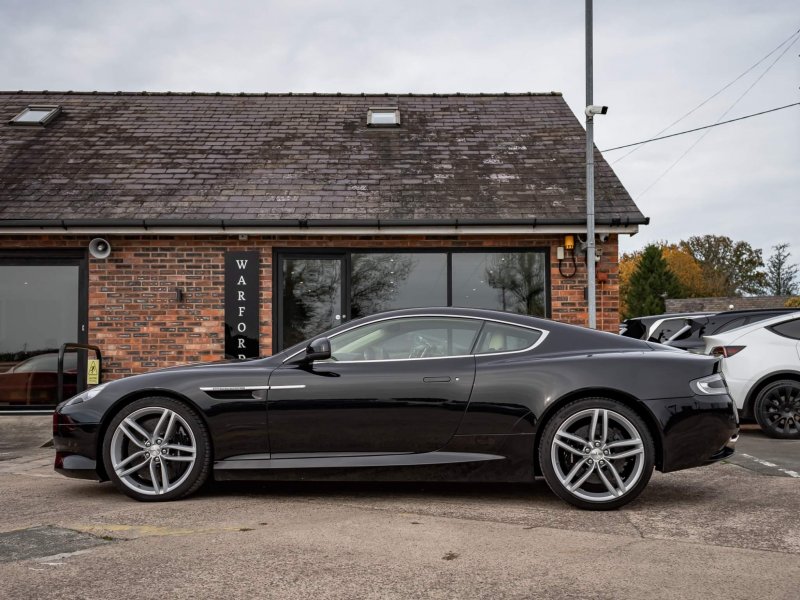 ASTON MARTIN VIRAGE