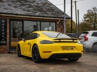PORSCHE 718
