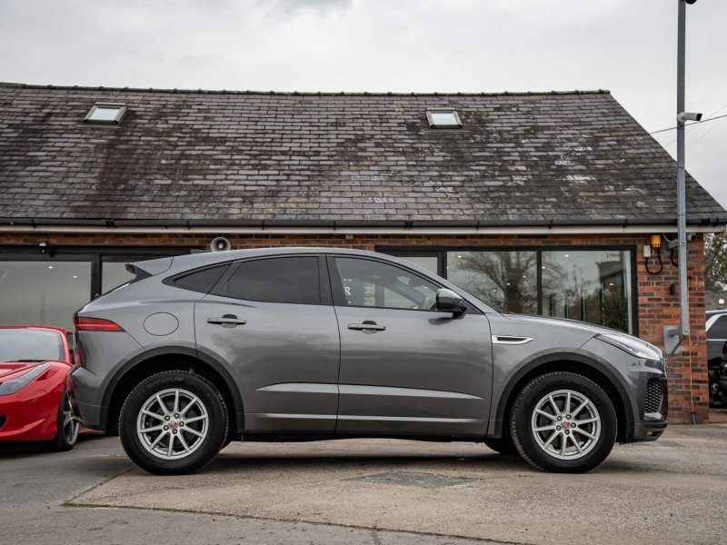 JAGUAR E-PACE