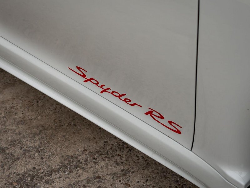 PORSCHE 718 SPYDER