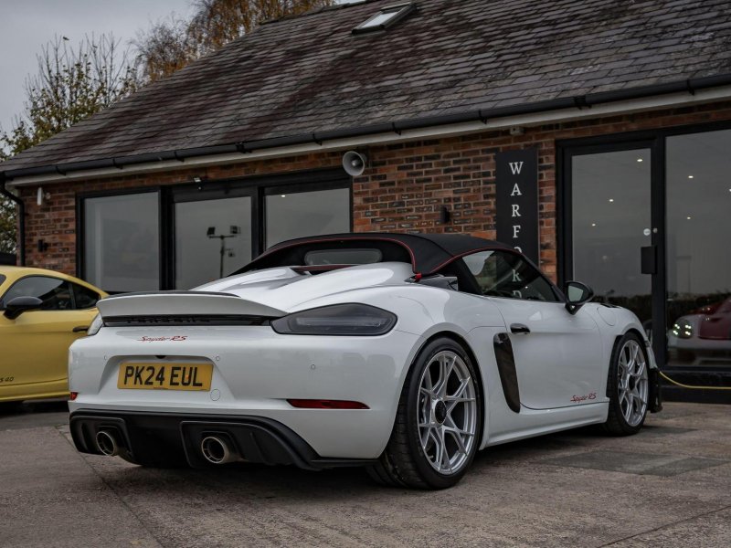 PORSCHE 718 SPYDER