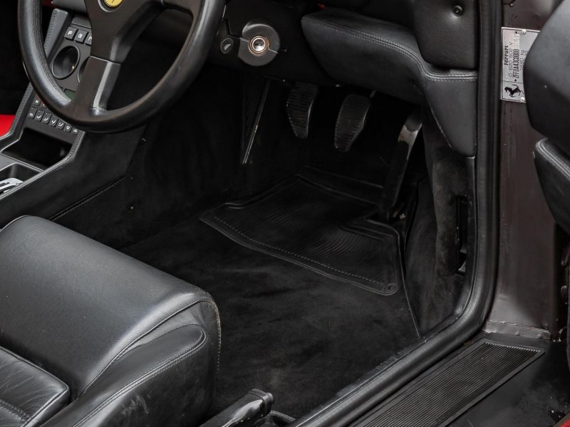 FERRARI 348