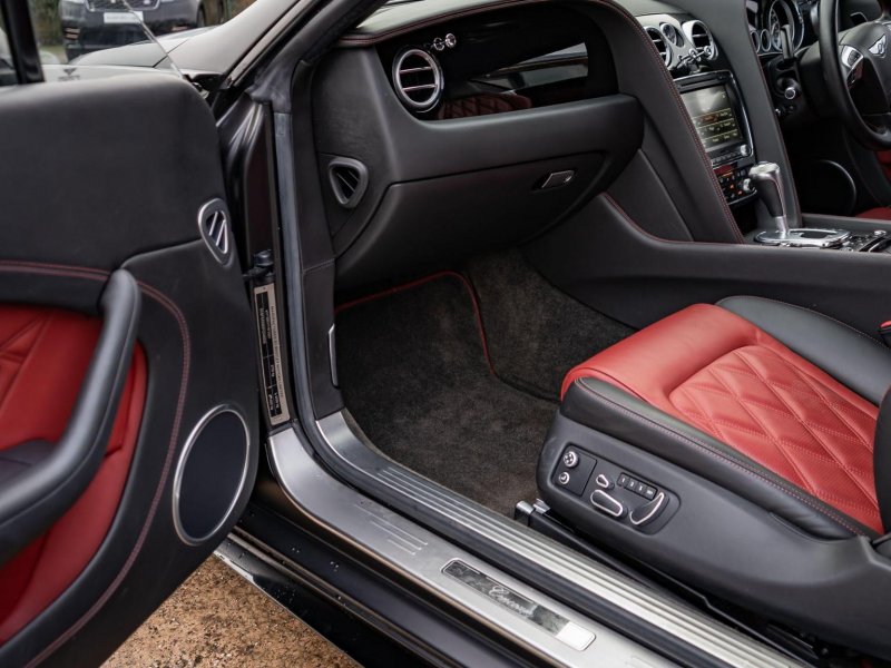 BENTLEY CONTINENTAL