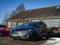 TESLA MODEL X