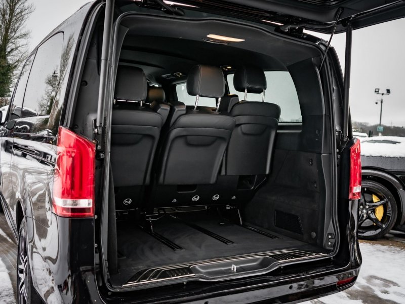 MERCEDES-BENZ V CLASS