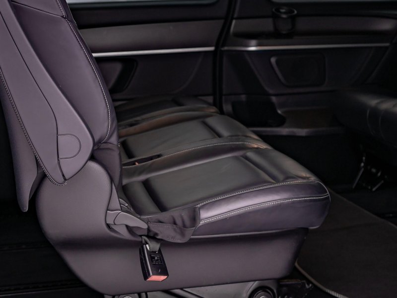 MERCEDES-BENZ V CLASS