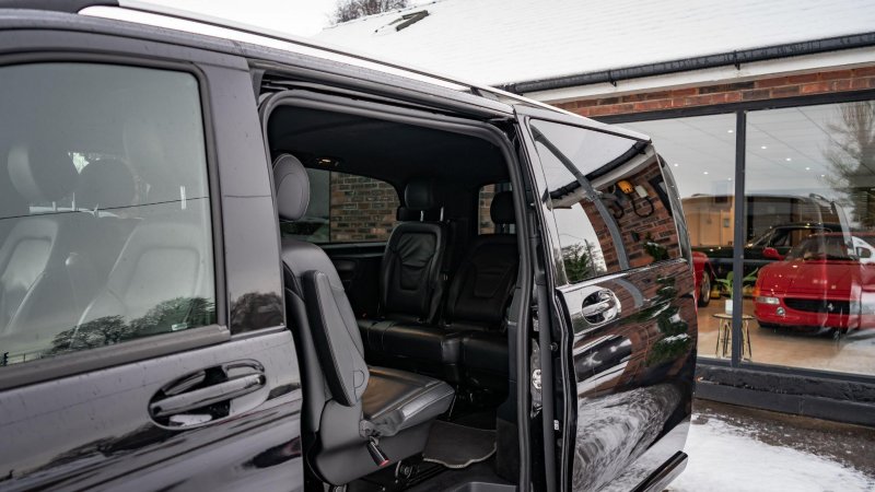MERCEDES-BENZ V CLASS