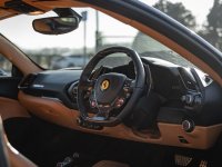 FERRARI 488