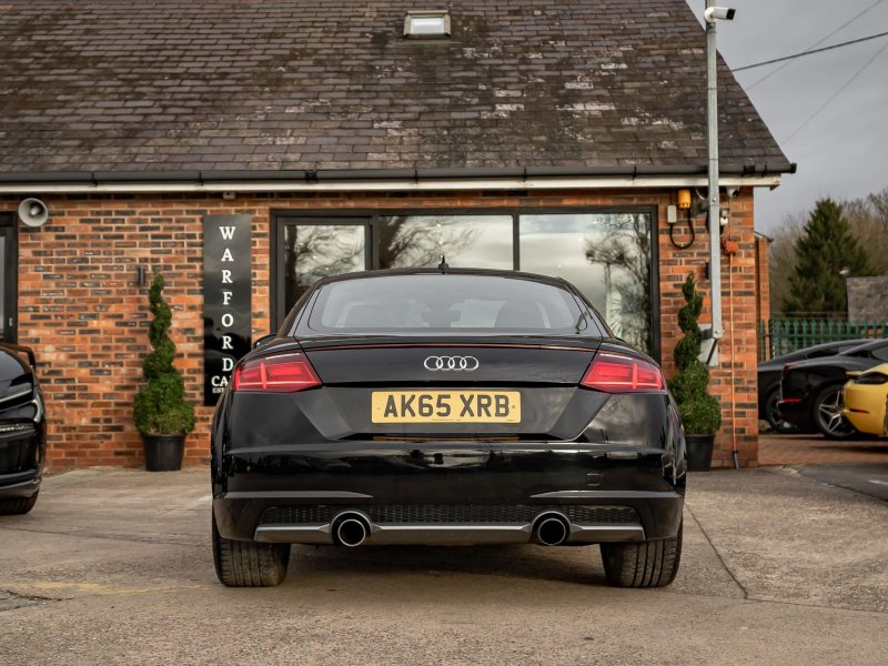 AUDI TT