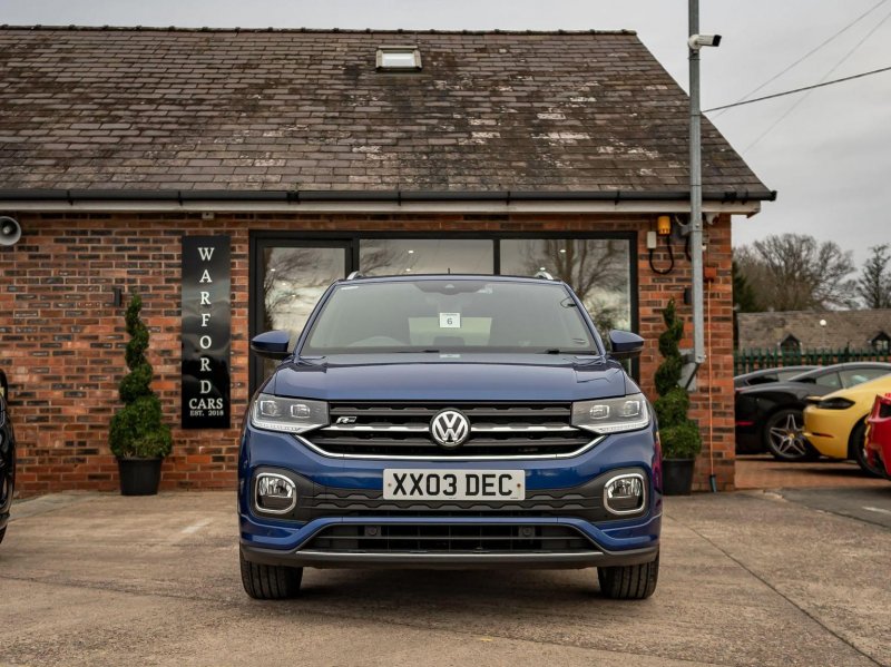 VOLKSWAGEN T-CROSS