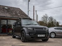 LAND ROVER DEFENDER 110