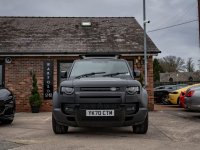 LAND ROVER DEFENDER 110