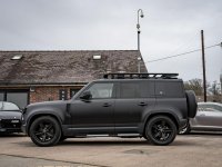 LAND ROVER DEFENDER 110