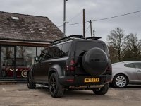 LAND ROVER DEFENDER 110