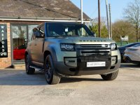 LAND ROVER DEFENDER 110