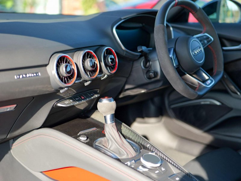 AUDI TTS