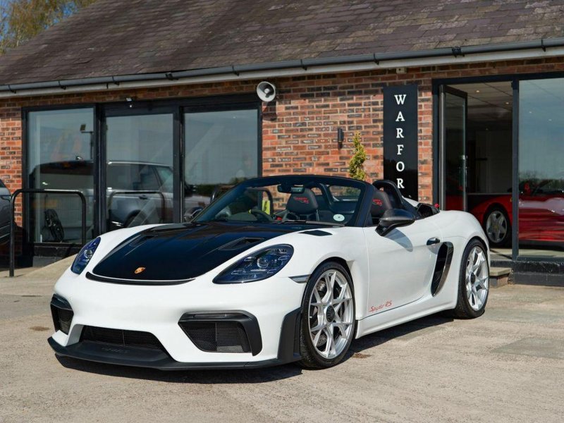 PORSCHE 718 SPYDER