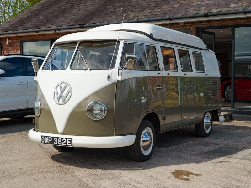 VOLKSWAGEN CAMPERVAN