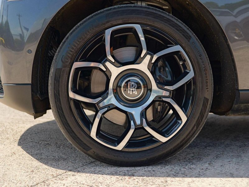 ROLLS-ROYCE CULLINAN