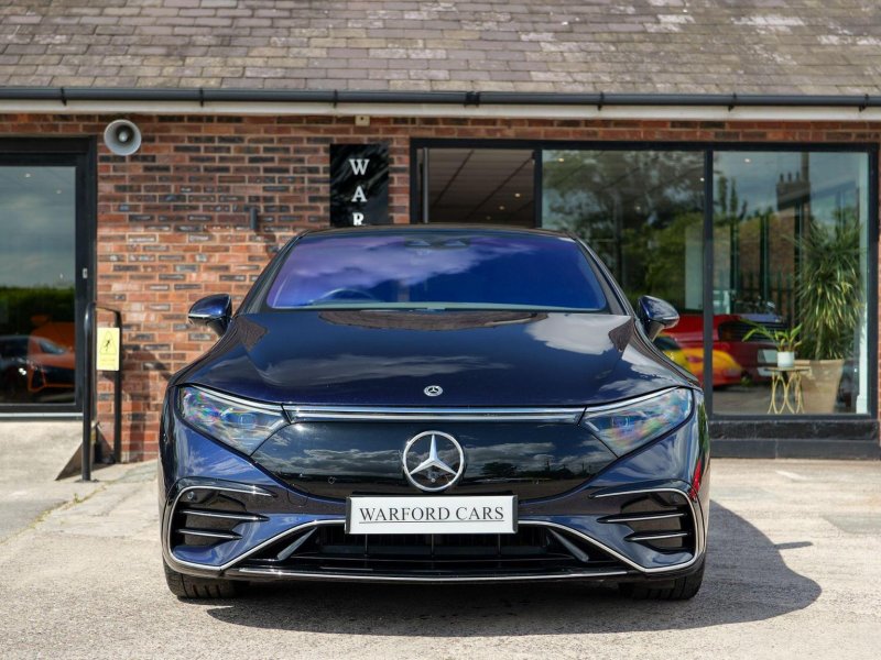 MERCEDES-BENZ EQS