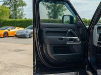 LAND ROVER DEFENDER 110