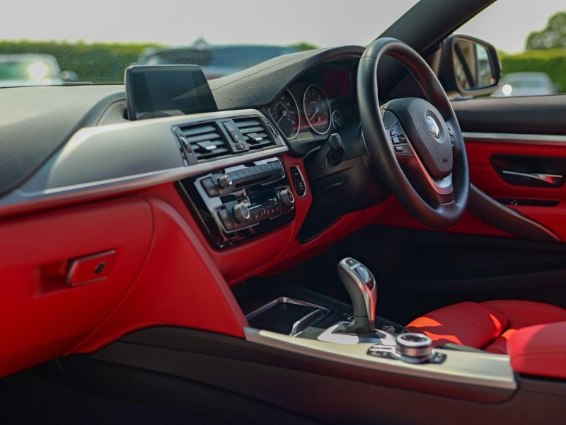 BMW 4 SERIES