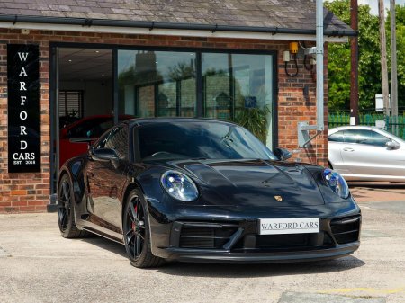 PORSCHE