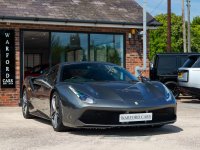 FERRARI 488