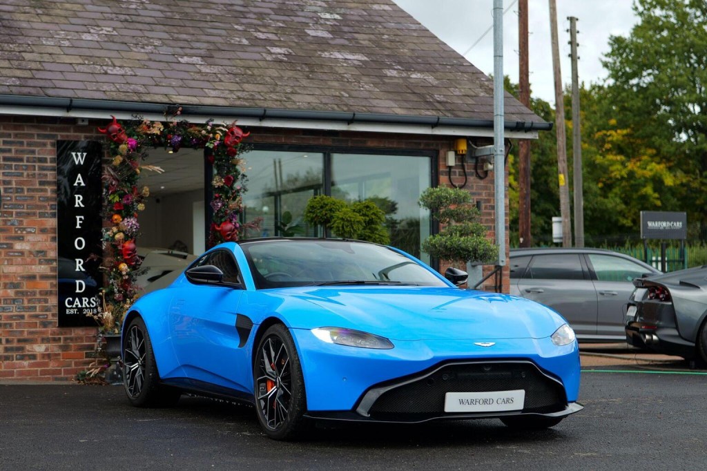 2021 Aston Martin Vantage